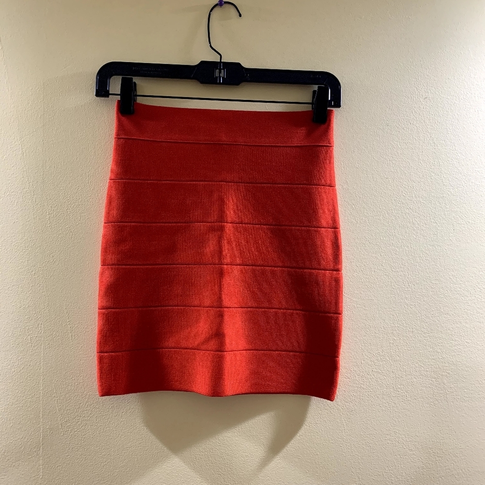 2 Bandage skirts